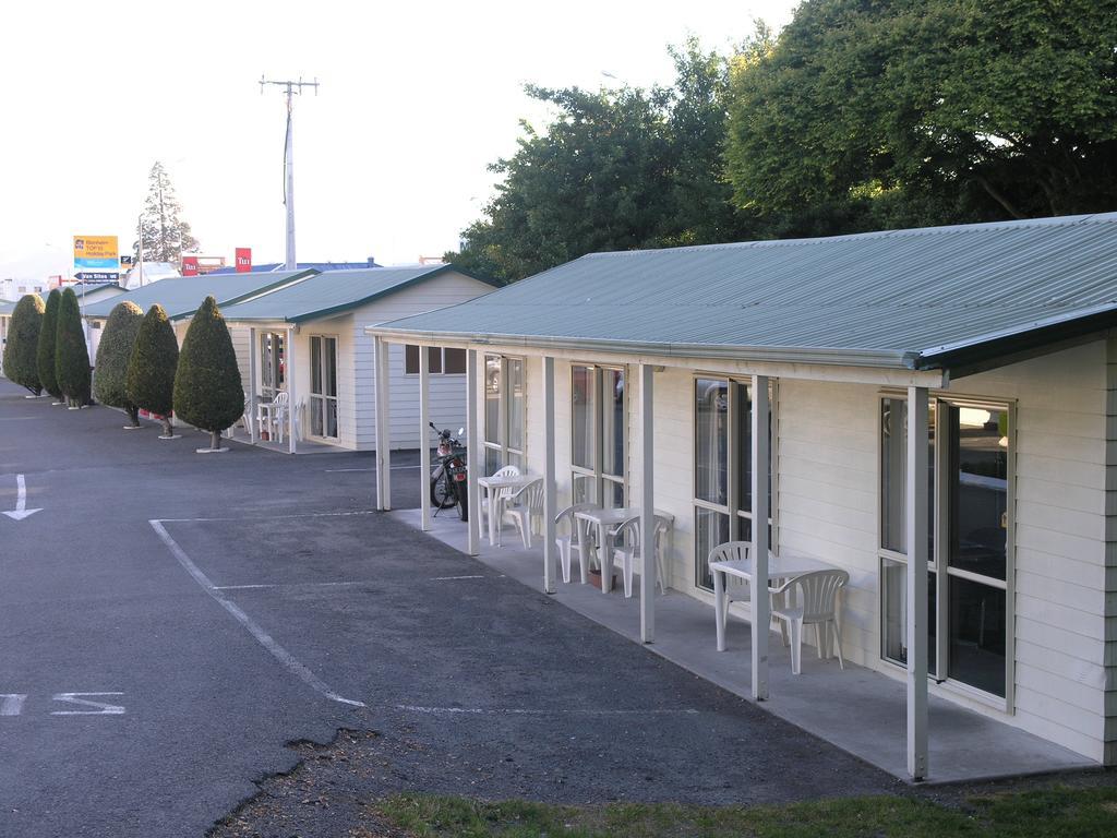 Blenheim Bridges Holiday Park ภายนอก รูปภาพ